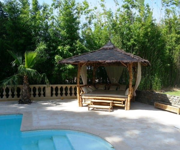 Gazébo lit "ORI Bed" en bambou