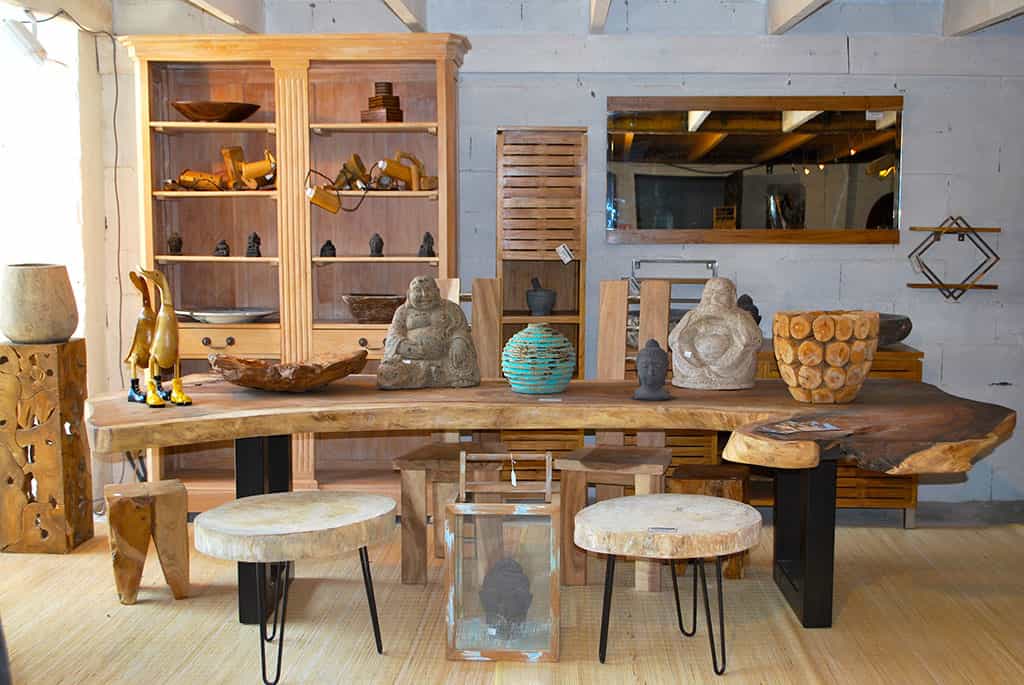 Magasin de mobilier et objets de décoration